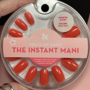 Olive & June The Instant Mani Press-On Nails - Coral